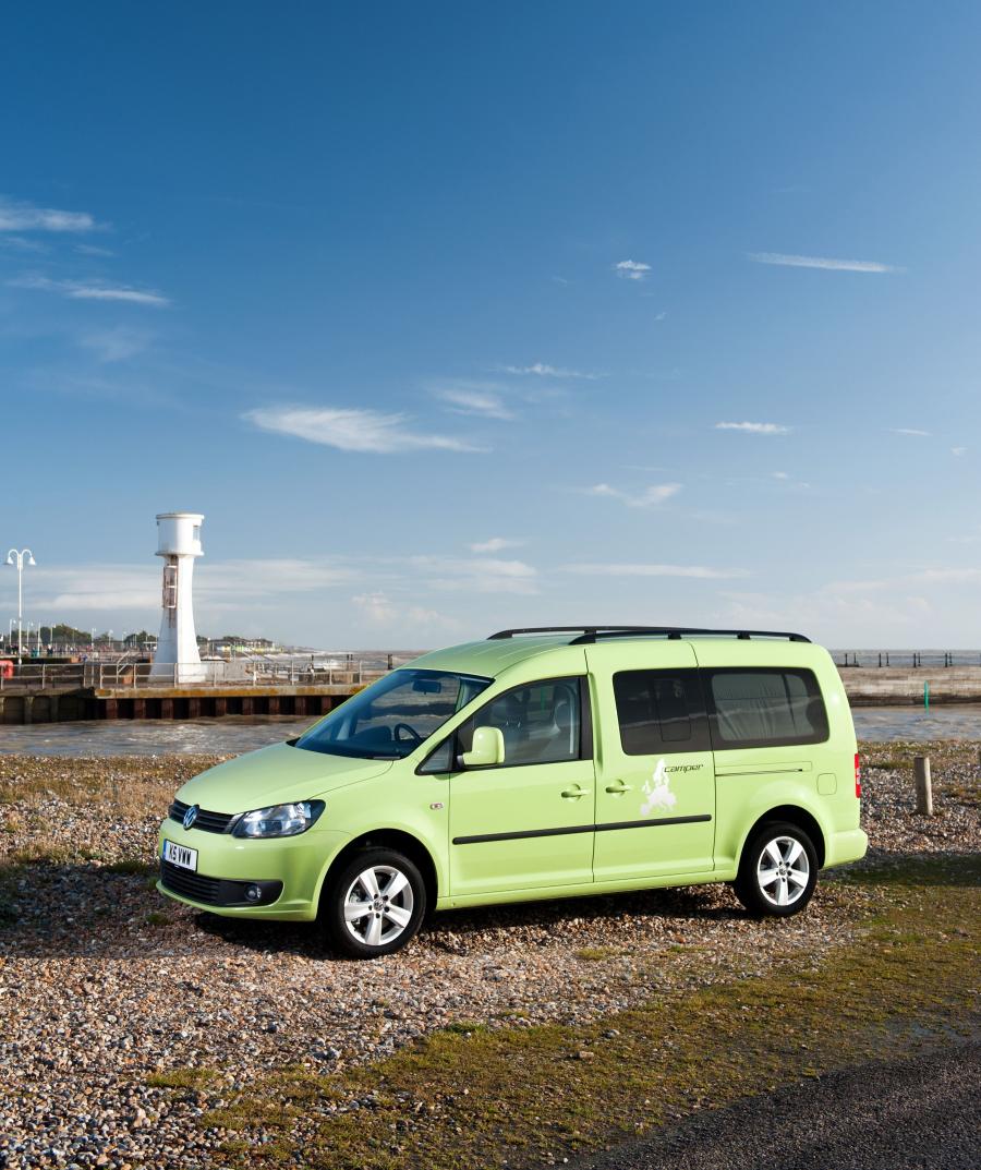  Volkswagen Caddy Camper 2.0 TDi BlueMotion 2013 года  (UK) (фото 22 из 30)